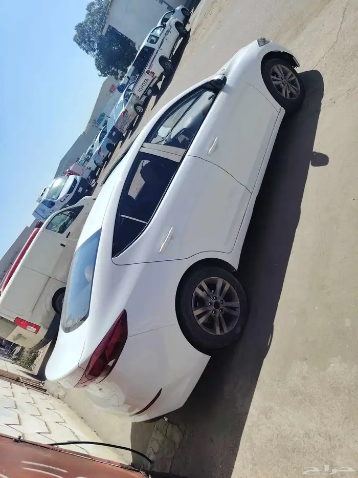 Elantra 2017. km250. 3