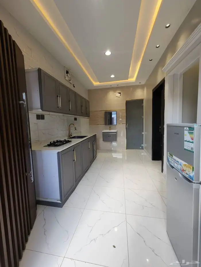 وحدات سكنية للايجار اليومي والشهري خميس مشيط خلف قصر الاوني 4