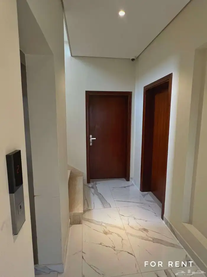 للإيجار ملحق استديو بسطح مستقل 4