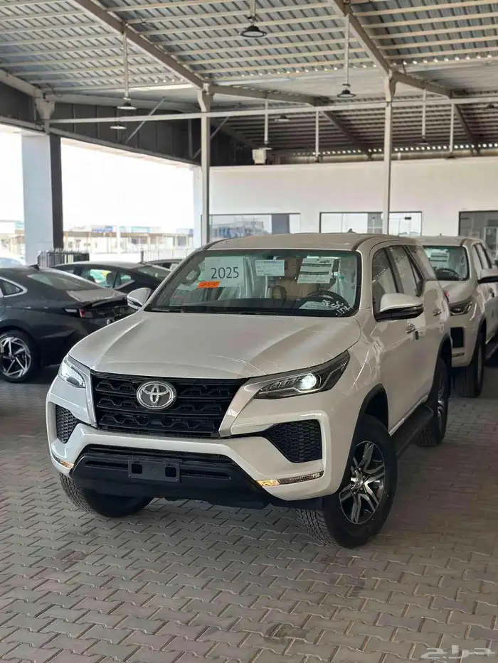 تويوتا فورتشنر بدون دبل 2025 - FORTUNER GX2 4x2 6