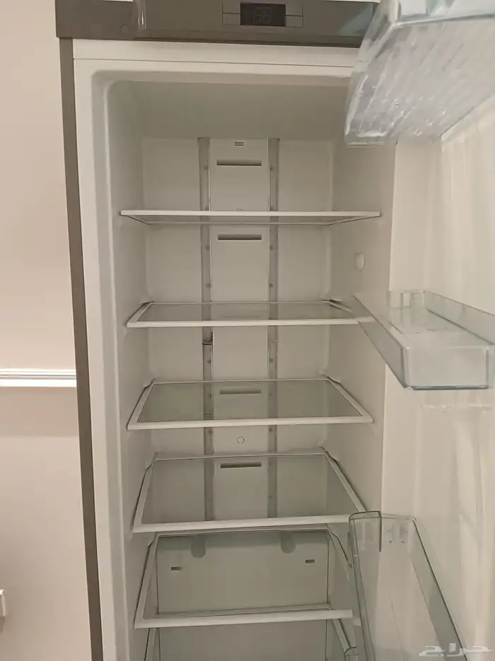 ثلاجة وفريزر قدمBASIC 9 6