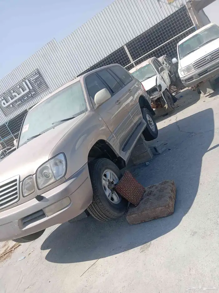 جيب لكسز مديل 2007 تشليح قطع غيار 0