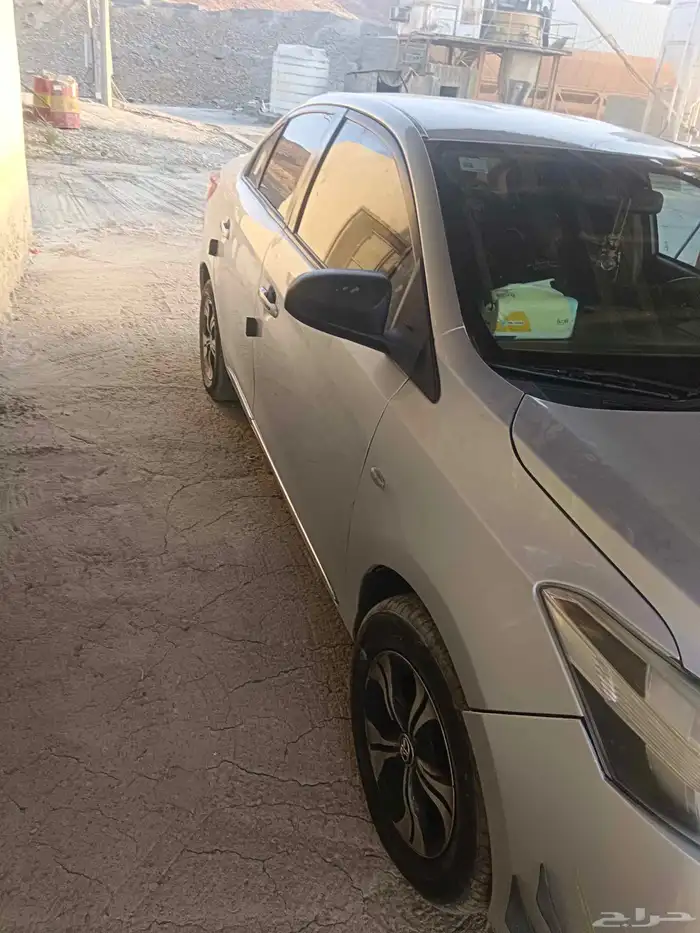 ياريس للبيع 2015 0