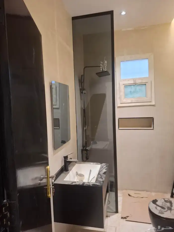 زجاج سكريت 15