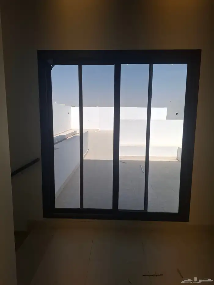 زجاج سكريت 14