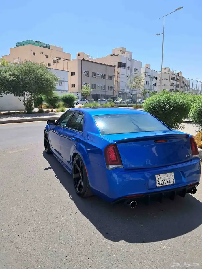 كرايسلر C300 V8 2
