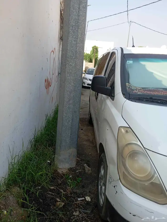اعرض لكم سياره هونداي H1 للبيع كاش ولا اريد بدل 0