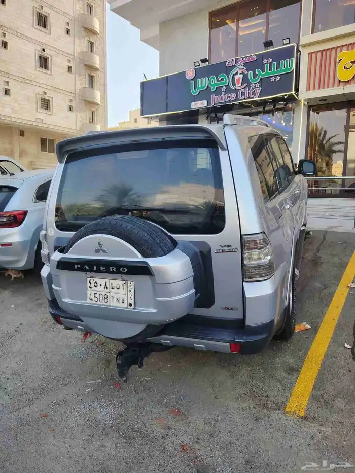 بسم الله الرحمن الرحيم وصل الجديد سيارة باجيرو موديل 200 4