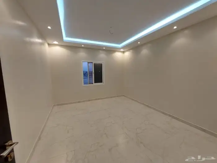 ملحق للبيع بالدمام حي بدر91 وموجود شقه دور اول جديده 550 الف 5