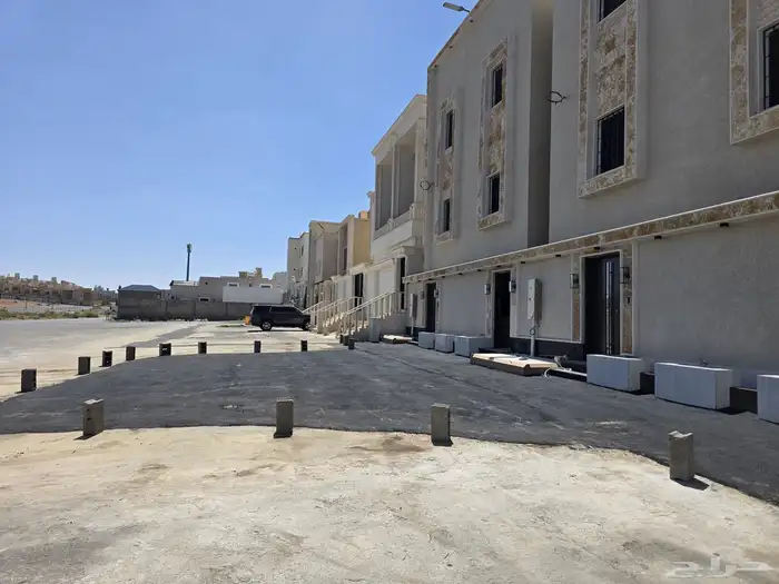 ادوار وارواف للبيع حي الورود خميس مشيط 2