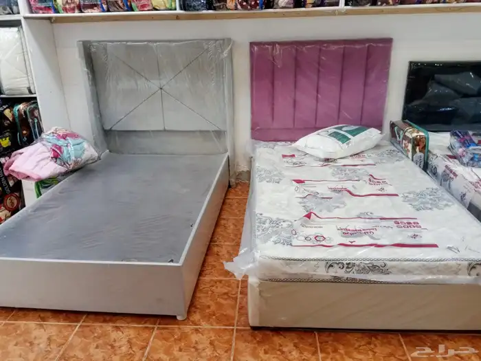 غرفة نوم كاملة  أثاث منزلي  سرير ودولاب وبطانيات 6