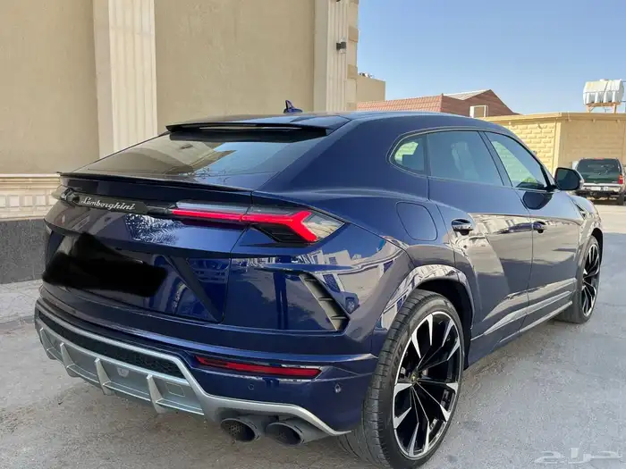 لامبورجيني اورس 2020 نظيف جدا 3