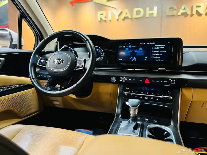 كيا كارنيفال 2021 ديزل فل كامل ( بحاله ممتازه) 15