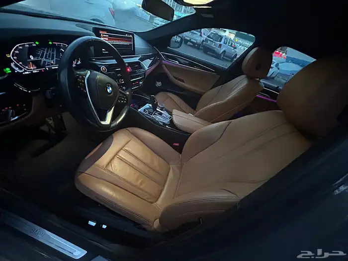 2022 BMW بي ام دبليو 5