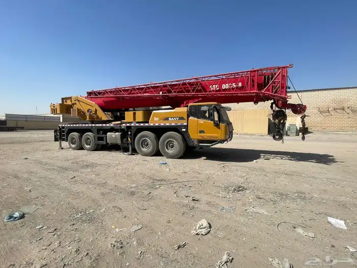 ك cranes of different sizes 2