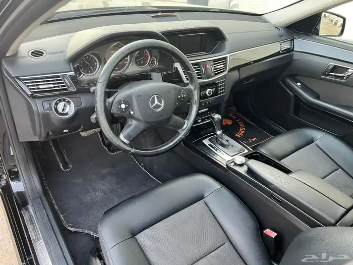 مرسيدس E200 2011 (بحالة ممتازة) 12