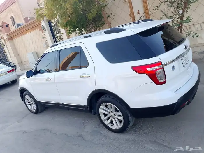 جيب فورد اكسبلورر 2014 سوم 15900 ريال نظيف 3