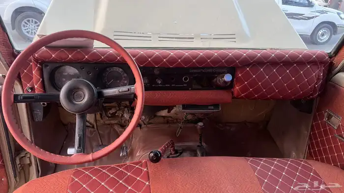 للبيع جيب موديل 1978 نظيف قير مكينة دبلات دفرنس عضلات 1