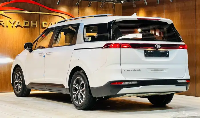 كيا كارنيفال 2021 ديزل فل كامل ( بحاله ممتازه) 3