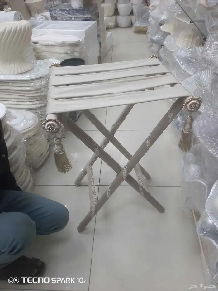 طاوله مخمل طاوله خشب طاوله طاوله مداخل صواني اشكال والوان يل 19