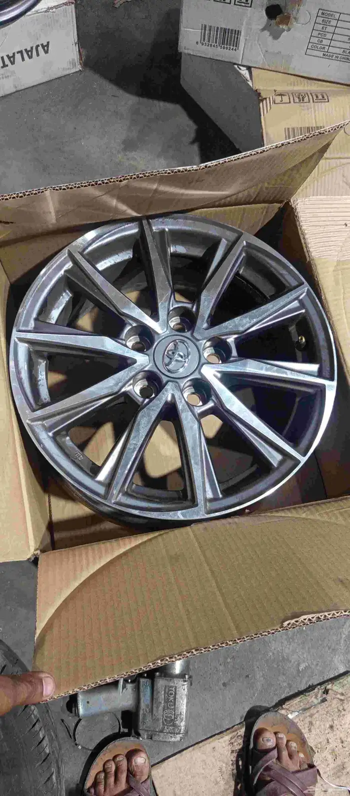 جنط كامري موديل 2025 مقاس 16 وكاله 3