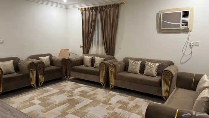 كنب مكون من خمس قطع مع ستاره ب1700 قابل لتفاوض 0