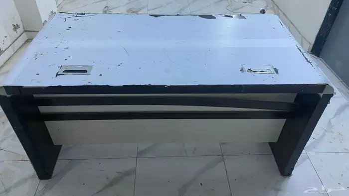 طاوله مكتبيه و قيمنق كبيره 1