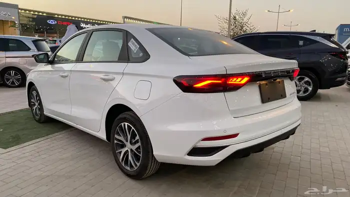 جيلي ام جراند 2026 ستاندر خليجي(بنزين)1.5L 6