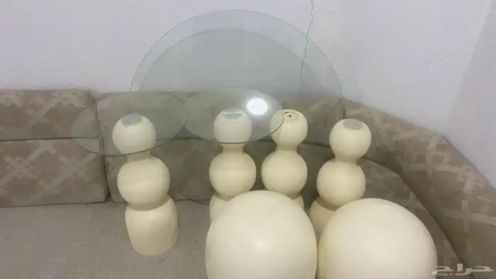 للبيع طاوله ممتازه حلوه للستخدام وسهله وسريعه 0