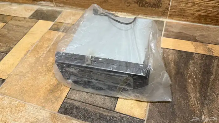 للبيع مسجل سياره فور شينر وكالة 0