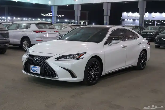 لكزس ES350 فئة CC موديل 2025 عداد1500 كم خليجي بسعر 220.000 2