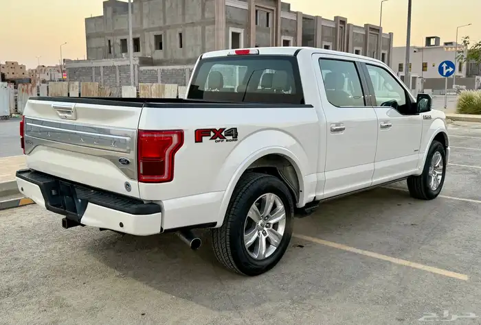 فورد F-150 بلاتنيوم مخزن شبة جديد 8