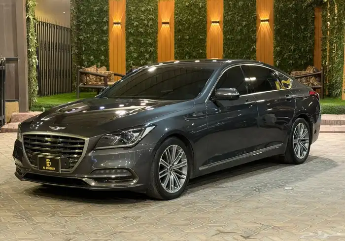 جنسس ((2020))G80بحاله ممتازه 2