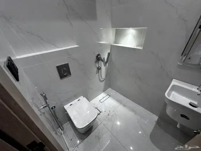 للبيع شقة جديدة جدة حي الريان تمليك 5