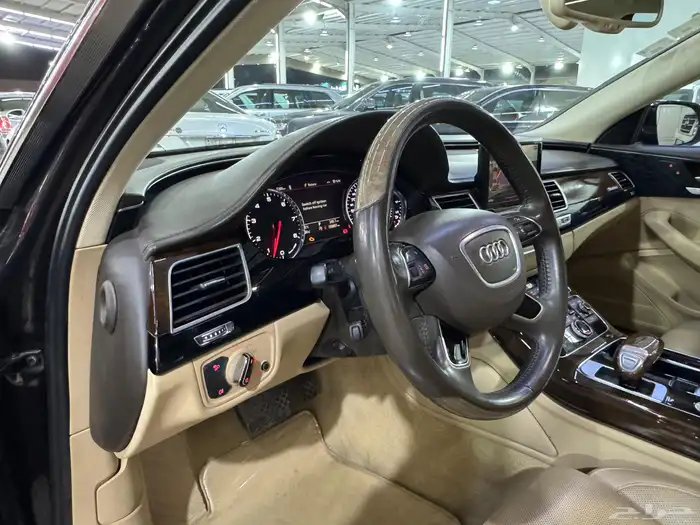 اودي A8L 2015 (( ممشى قليل )) 24