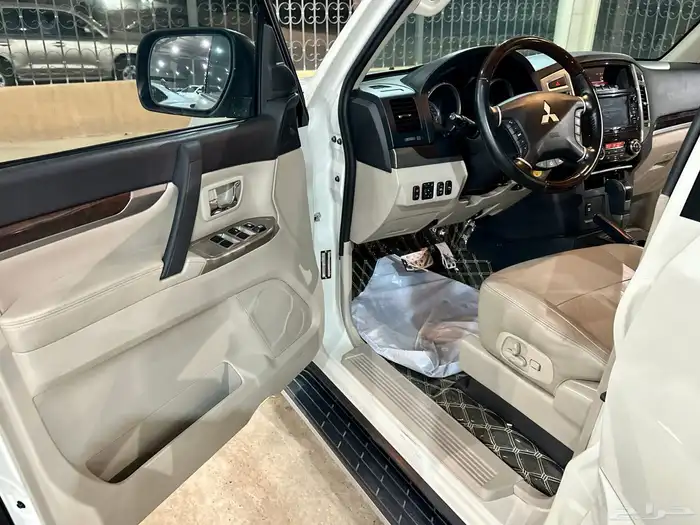 باجيرو 2020 فل كامل العلامة الذهبية سعودي العيسائي 12