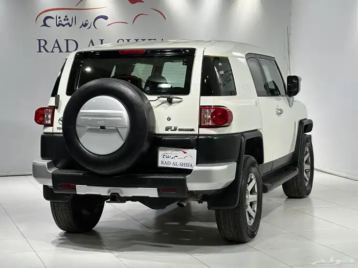 تويوتا اف جي 2010 سعودي 7