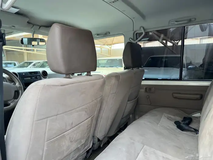 شاص 2016 ديزل غمارتين عداد 99.000 نظيف جدا لدى قمة الاطلال 33