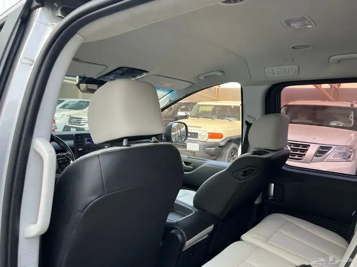 ستاريا 2022 ديزل 11 راكب نظيف جدا لدى قمة الاطلال 30