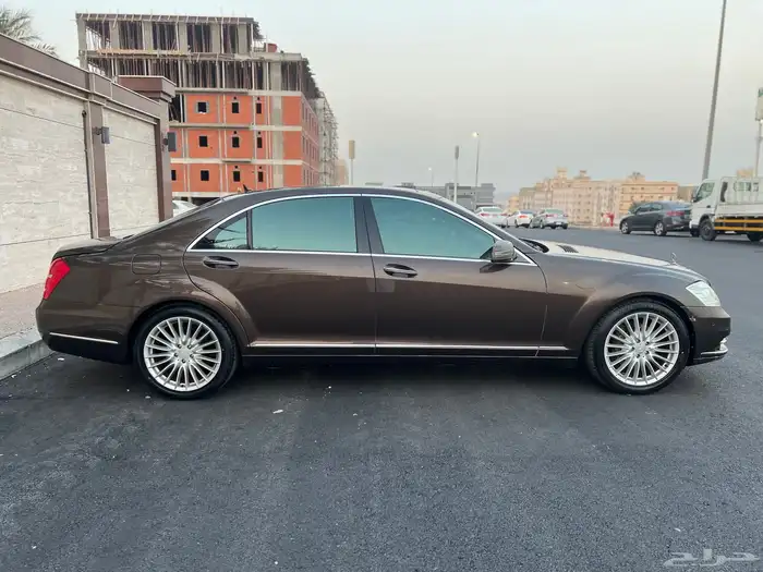 مرسيدس s300 مديل 2011 7