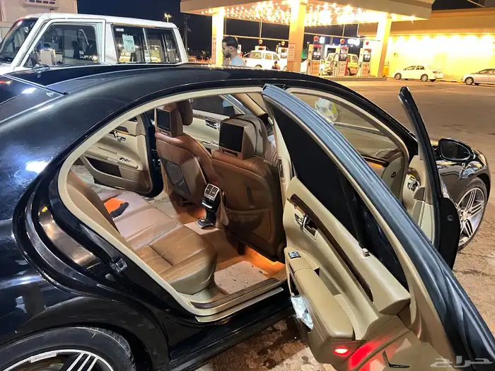 مرسيدس S500AMG موديل 2007 لون اسود ملوكي وفرش لون جملي 1
