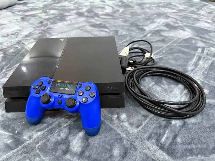 سوني 4 نظيف مع اربع اللعاب قويه 4