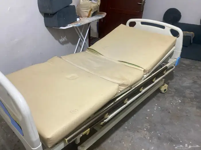 سرير طبي 0