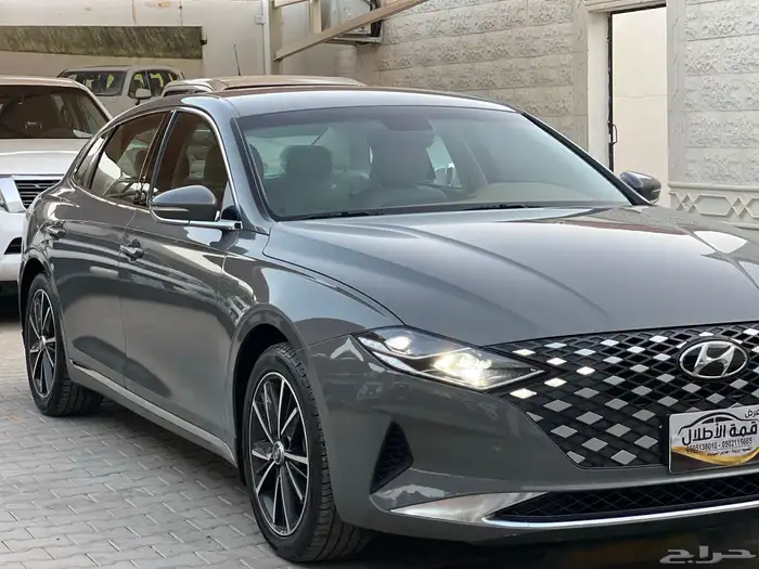 ازيرا 2023 سمارت 6سلندر نظيف جدا لدى قمة الاطلال 8