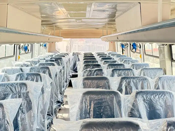 باص اشوك ليلاند 65 راكب ديزل 2026 6