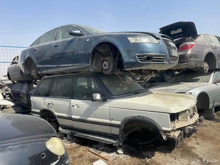 متخصص فى شراء السيارات تشليح وبيع قطع غيار سيارات مرسيدس 0