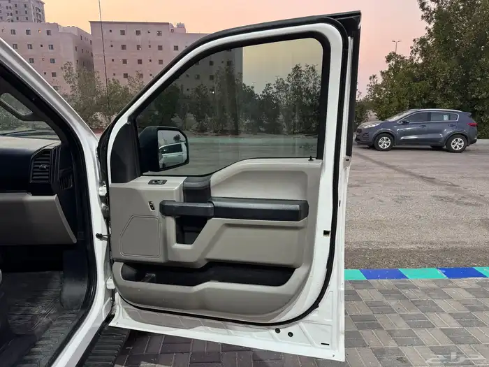 فورد اف F150 2020 دبل 8 سلندر - عليه اضافات 24