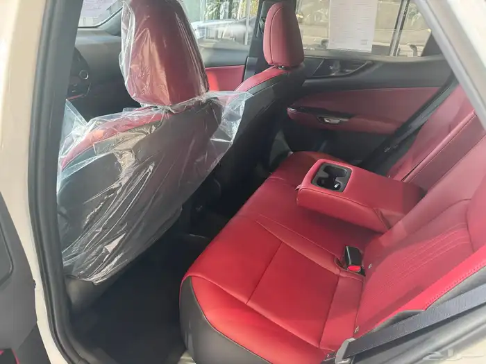 LEXUS NX350 AA 2026 4