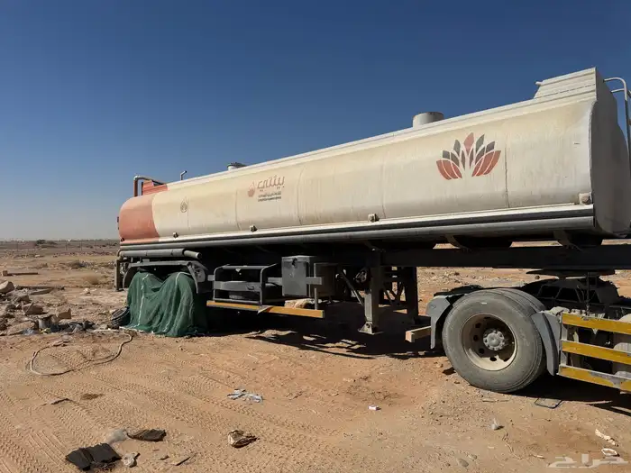 للبيع تانكي صرف صحي 28 طن شبة جديد 3