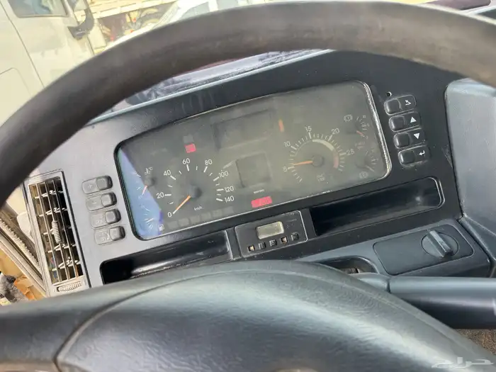 للبيع راس تريلا مرسيدس 2001 نظيف جدا جاهزة 11